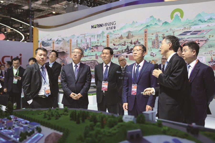 1396me皇家世界汽车连续第八次参加进博会